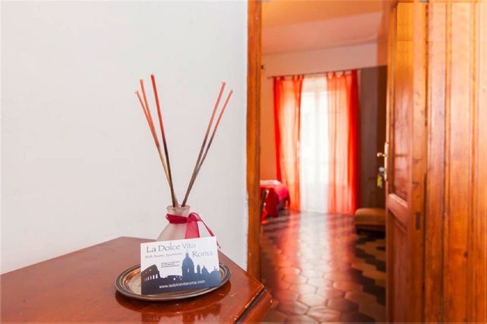 La Dolce Vita Roma Buitenkant foto
